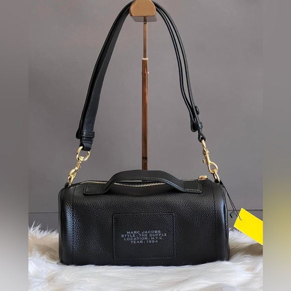 💰SOLD - Marc Jacobs The Leather Duffle Bag - Picture 7 of 16